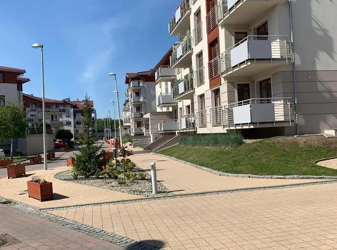 On The Moon * Danzica