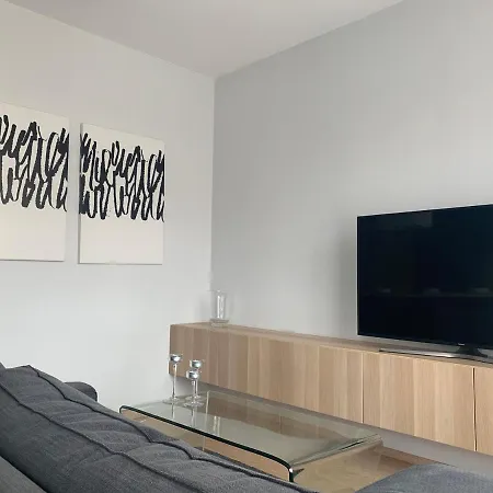 Appartement On The Moon *